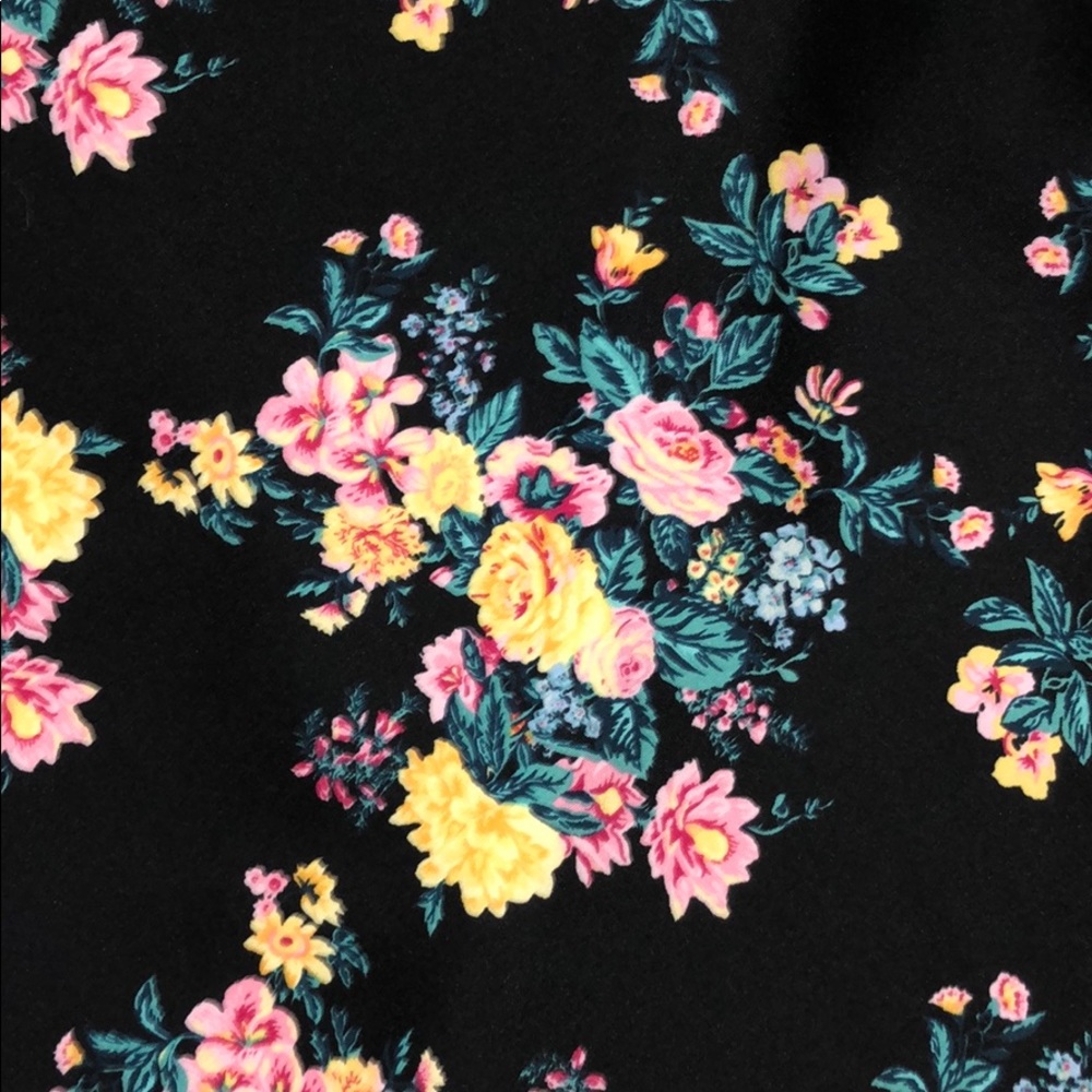 Ashley Nell Tipton for Boutique floral skirt - Picture 4 of 8